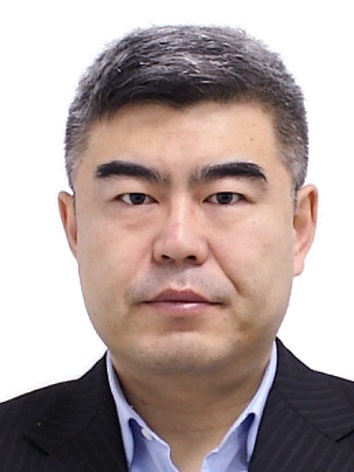 王春鹤.jpg
